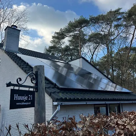 Huusje21 *